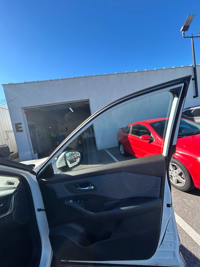 Used 2023 White Nissan SV image 22