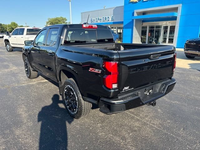New 2026 Black Chevrolet Z71 image 5