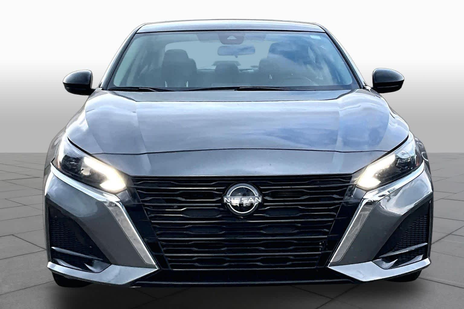 Certified Pre-Owned 2025 Nissan Altima SV