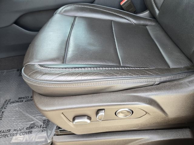 2021 GMC Yukon Denali - Photo 23