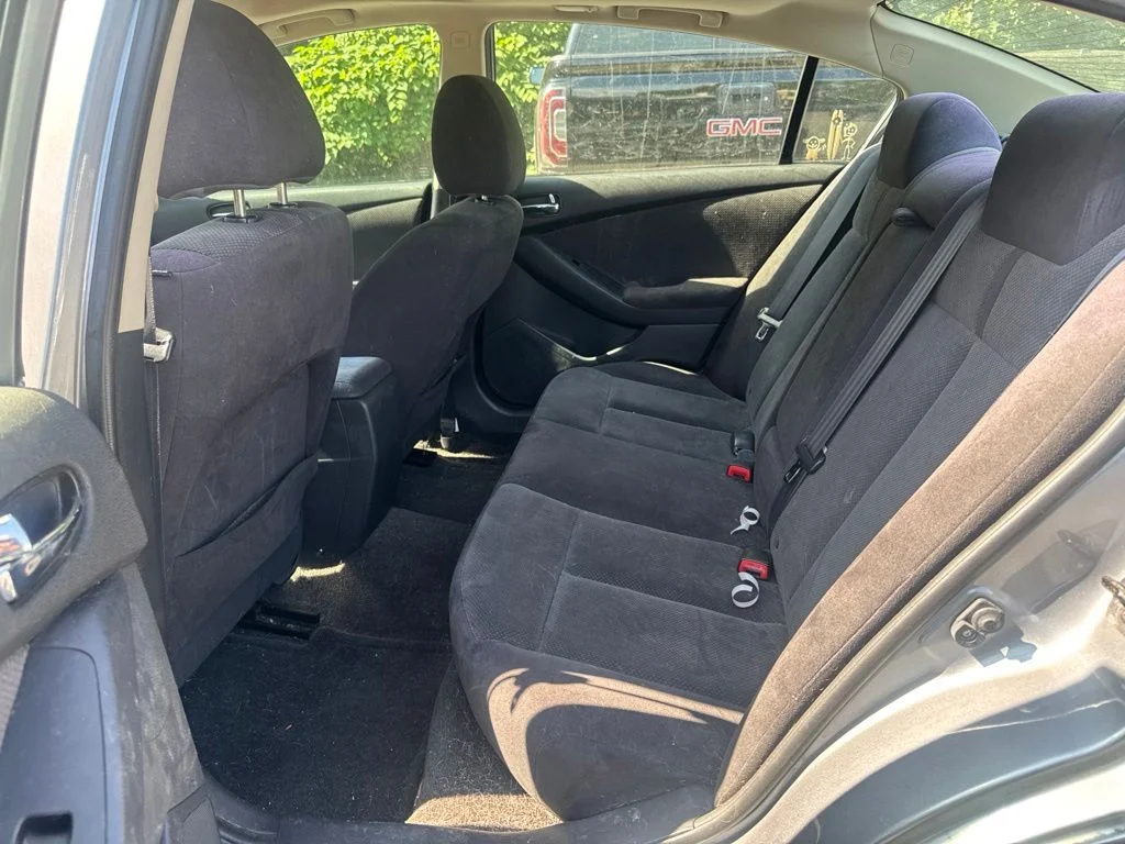 Used 2009 Gray Nissan 2.5 S image 19
