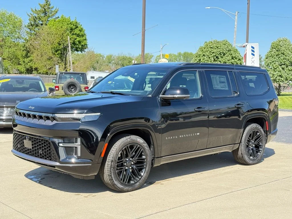 New 2026 High Gloss Black Exterior Paint Jeep Limited Reserve image 4