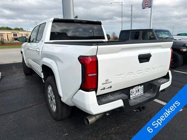 Used 2026  Toyota SR5 image 7