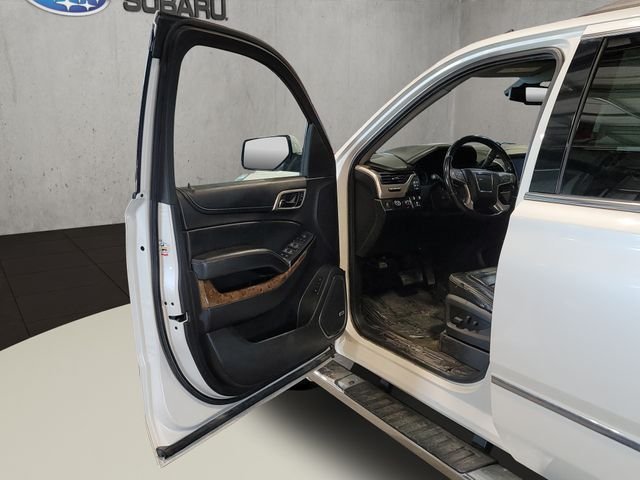 Used 2015 White Diamond Clearcoat GMC Denali image 44