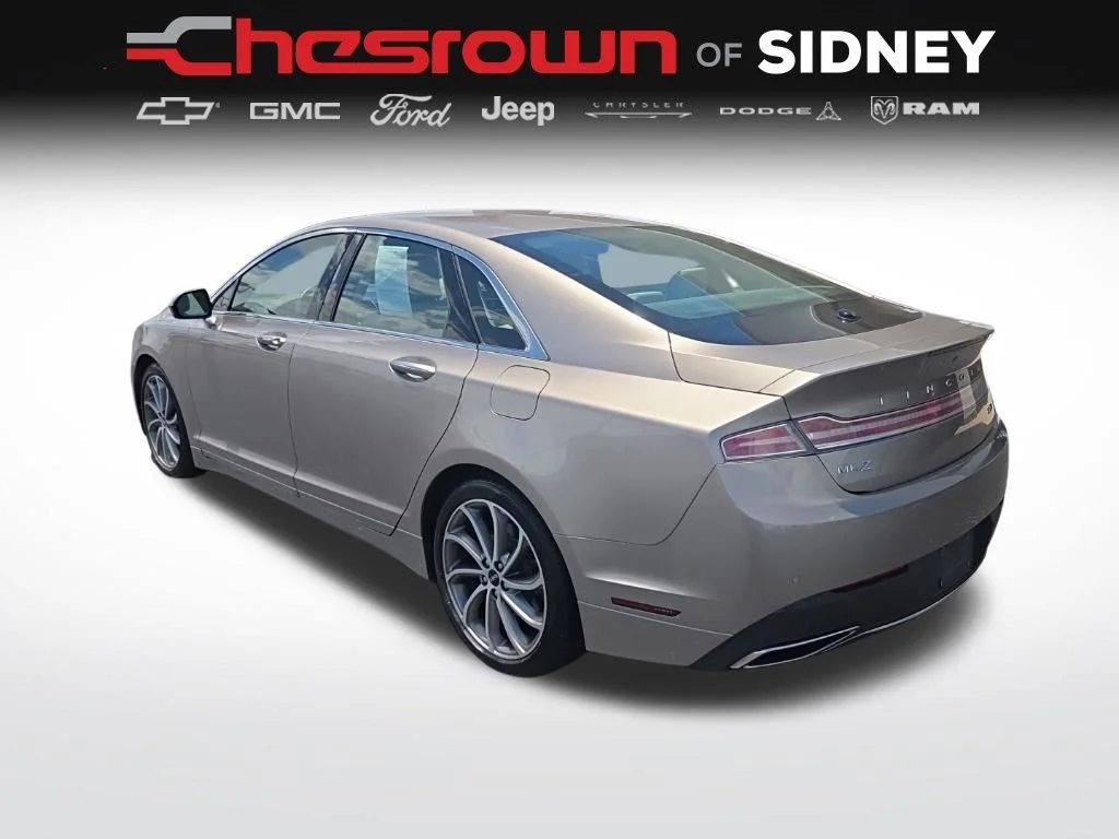 Used 2018 Brown Lincoln Select image 7