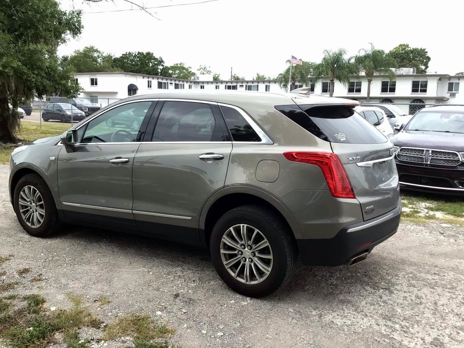 Used 2018 Bronze Dune Metallic CADILLAC Luxury image 6