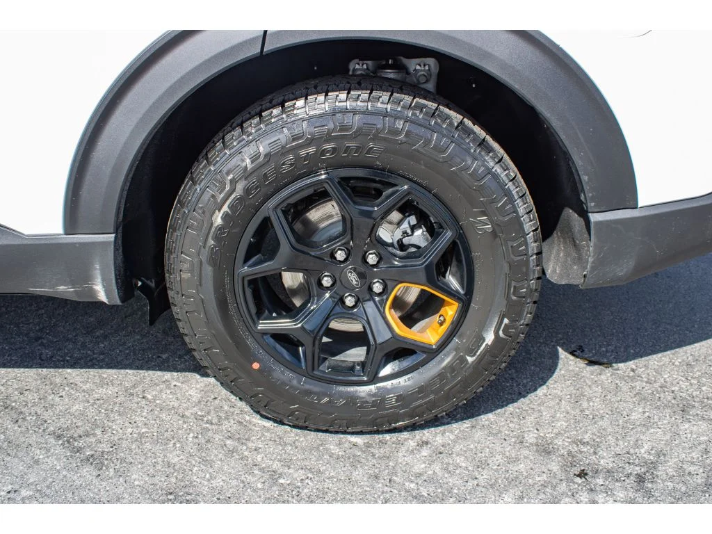 New 2026 STAR WHITE METALLIC Ford Tremor image 8