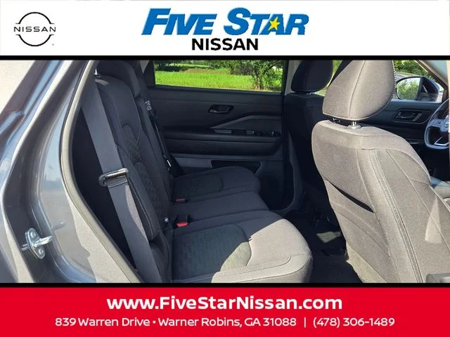 Used 2024 Gray Nissan S image 14