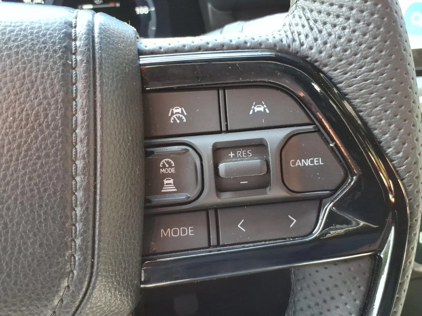 Used 2025 Black Toyota Trailhunter Hybrid image 19