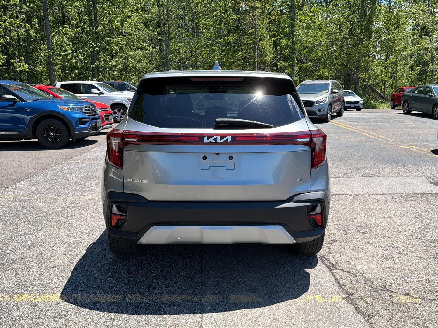 Used 2024 Steel Gray Kia LX image 9