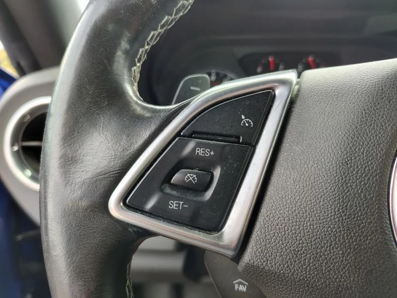 Used 2018 Blue Chevrolet 1LT image 10