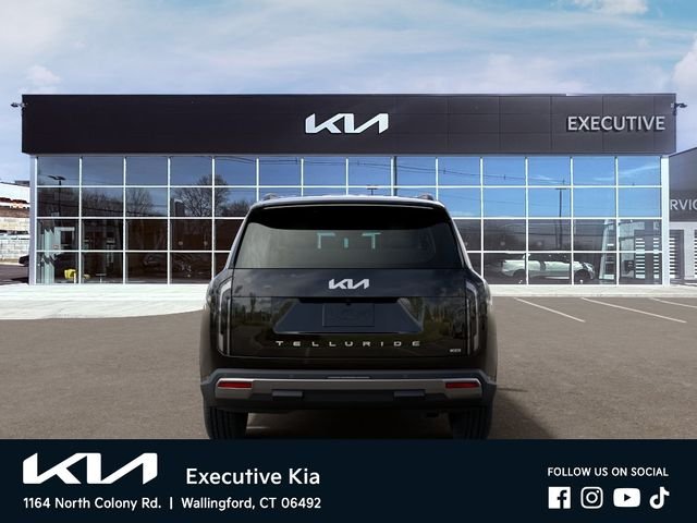 New 2027 Ebony Black Kia S image 5