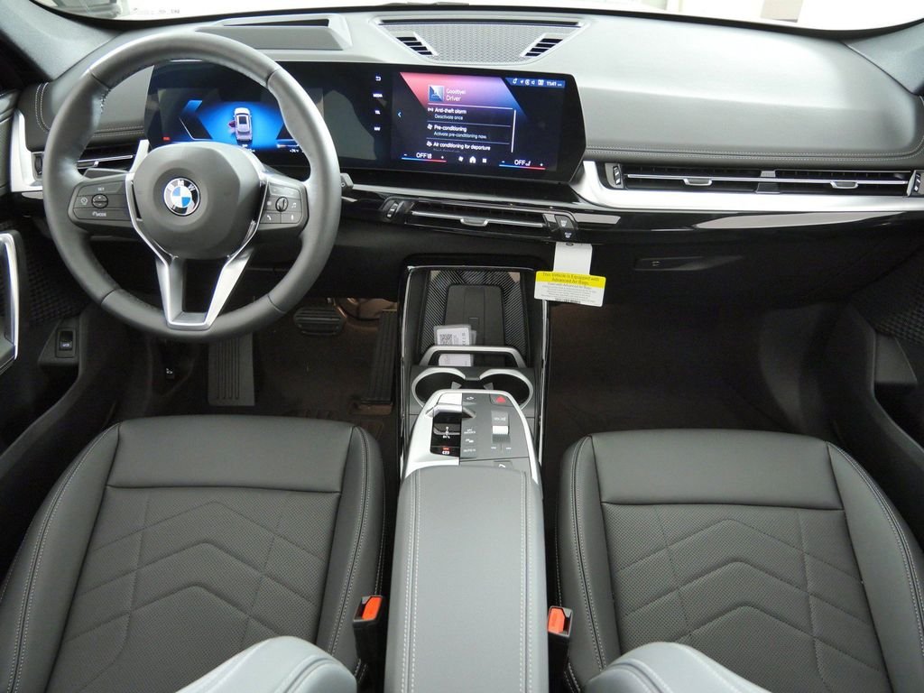 New 2026 Space Silver Metallic BMW xDrive28i image 5