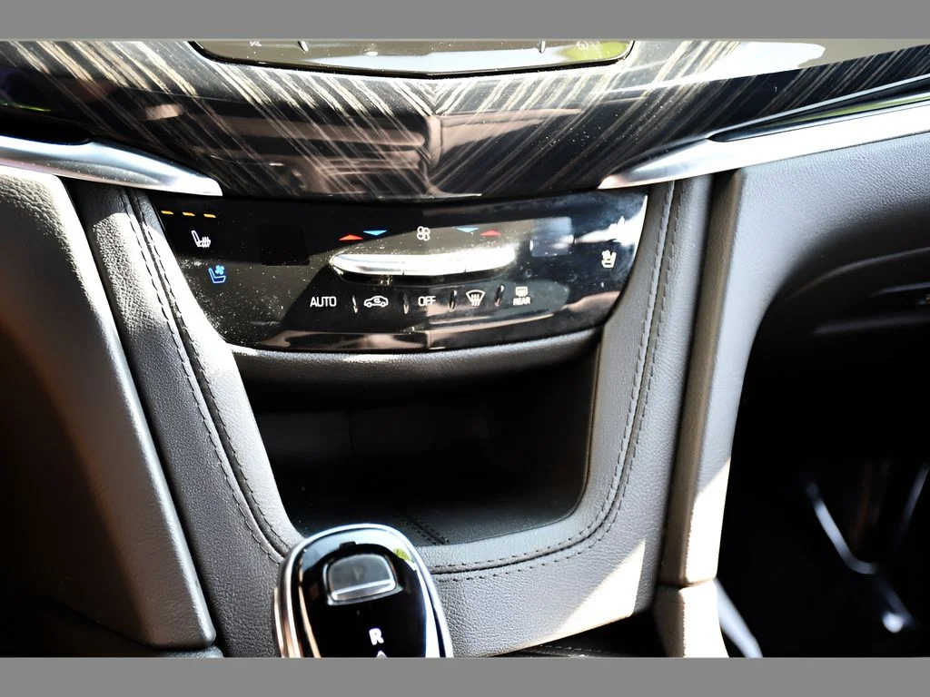 Used 2024 Argent Silver Metallic Cadillac Premium Luxury image 39