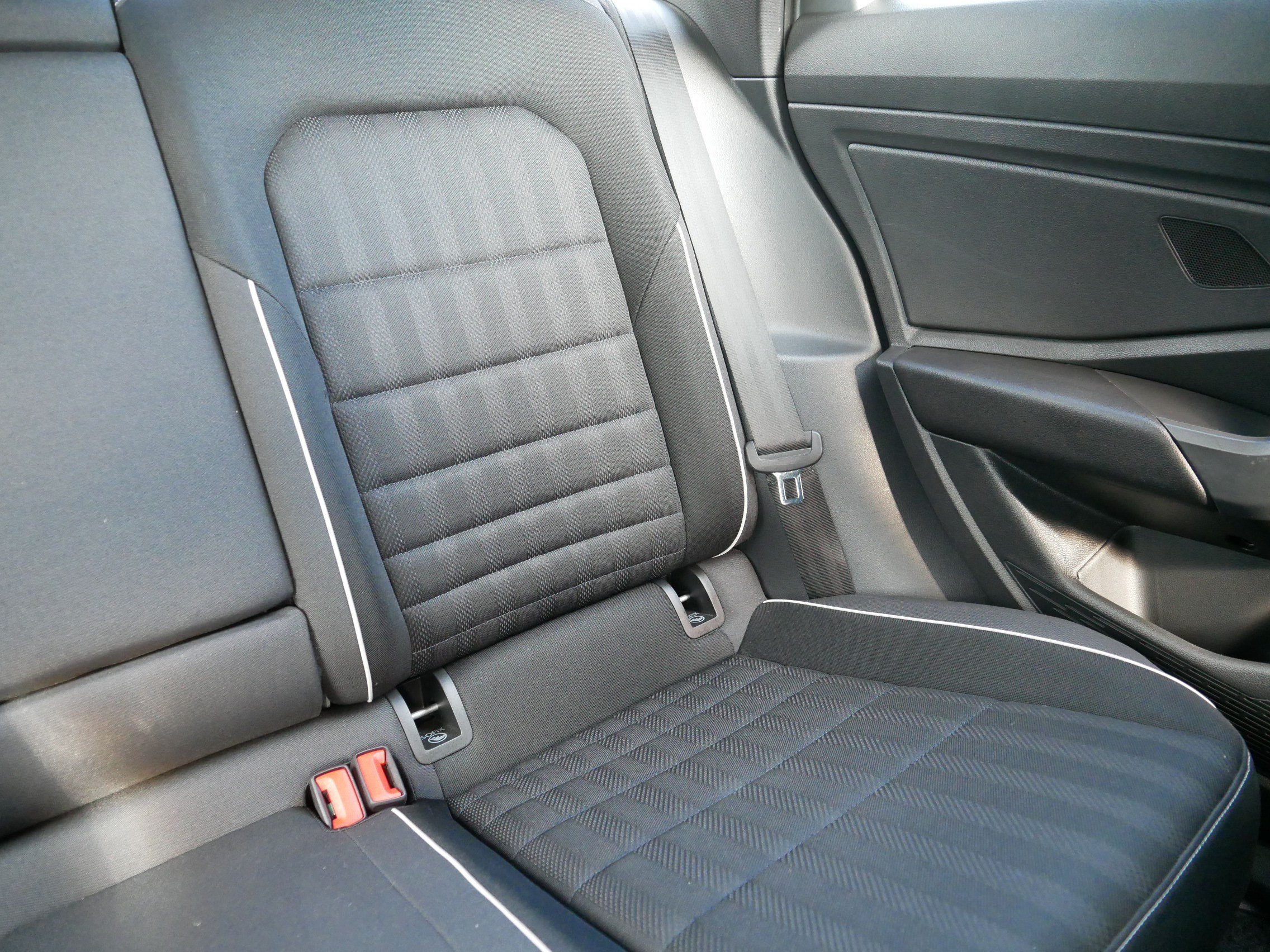 Used 2022 Pyrite Silver Metallic Volkswagen Sport image 14