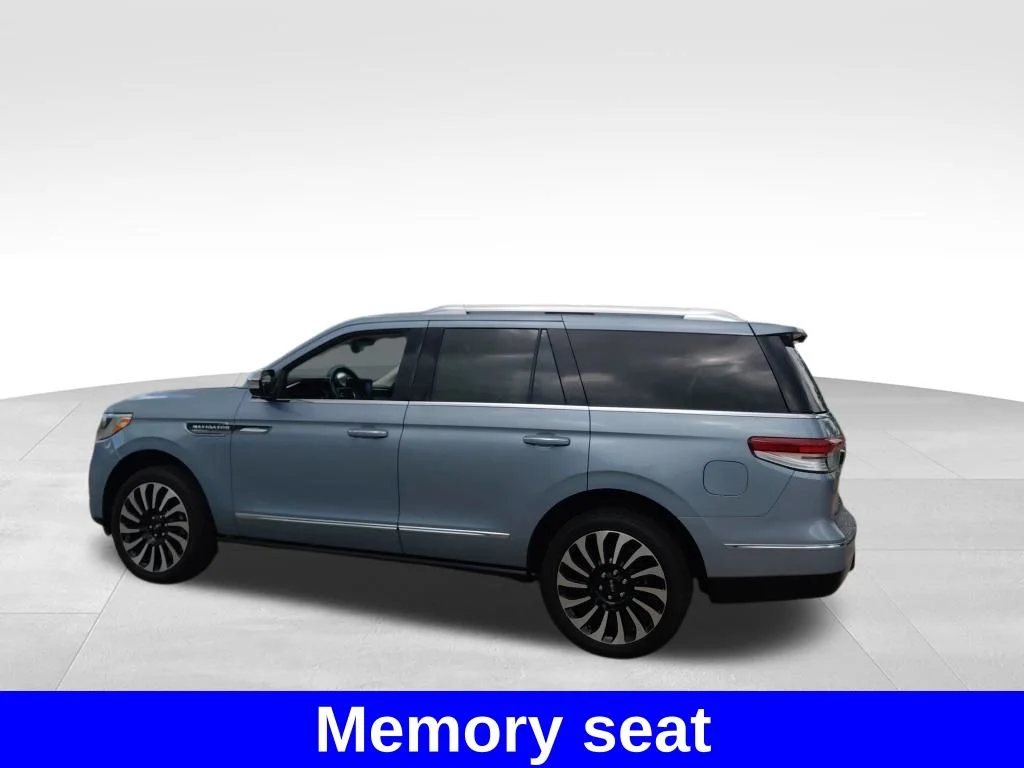 Used 2024 Crystal Blue Metallic Lincoln Black Label image 17