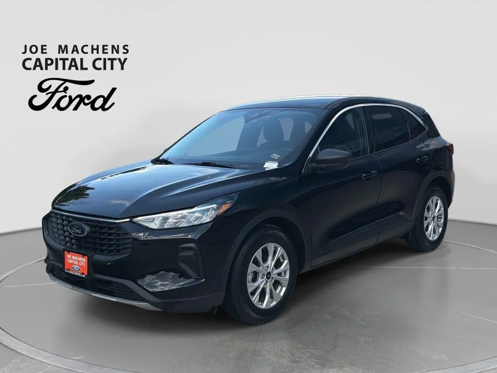 Used 2023 Black Ford Active image 9