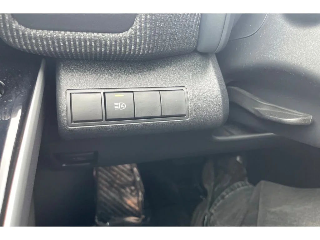 Used 2024 Cosmic White Pearl Subaru Premium image 40