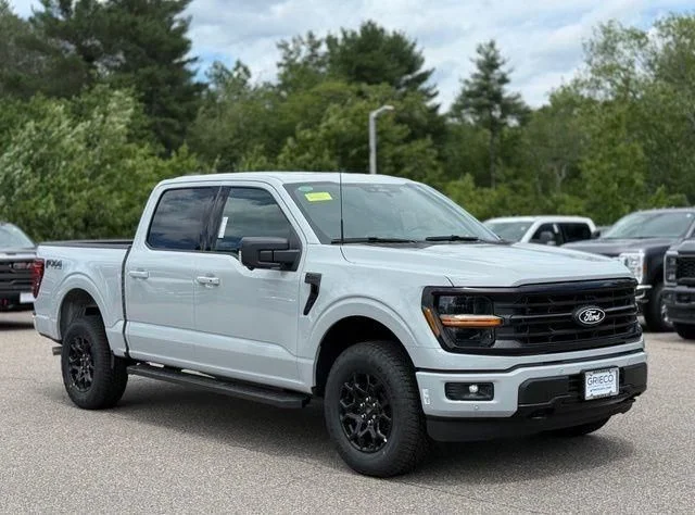 New 2026 Avalanche Ford XLT image 1