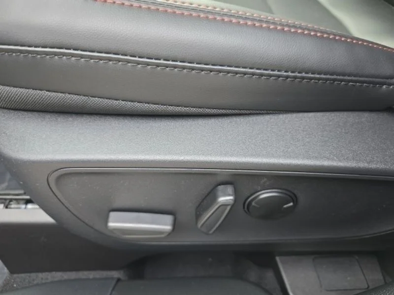 2025 Ford Escape ST-Line - Photo 7