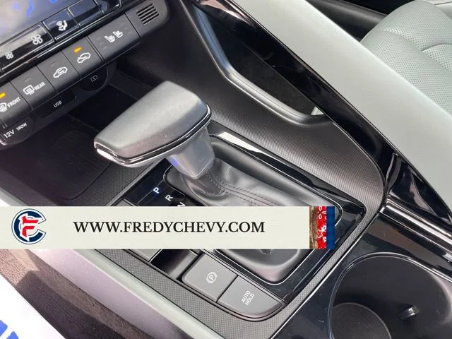 Used 2025 White Hyundai Limited image 24