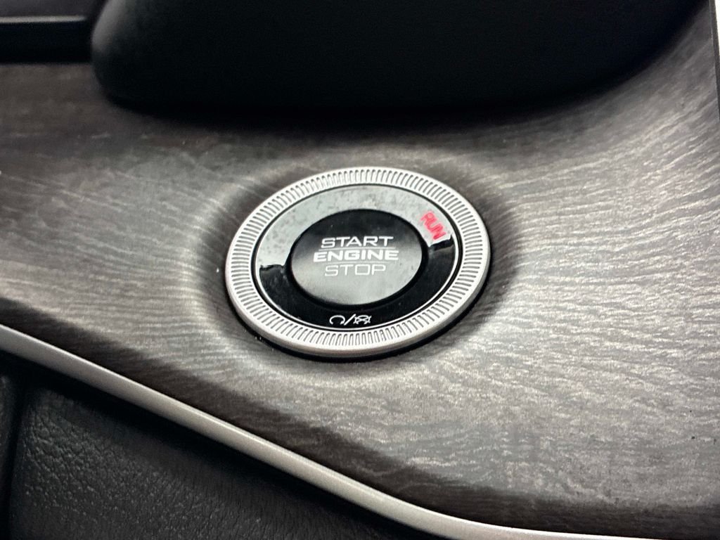 Used 2025 Black Jeep Limited image 28