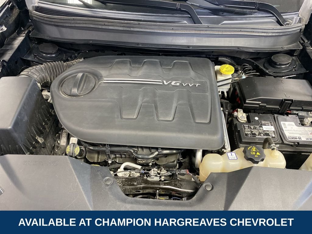 Used 2021 Diamond Black Jeep Trailhawk image 38
