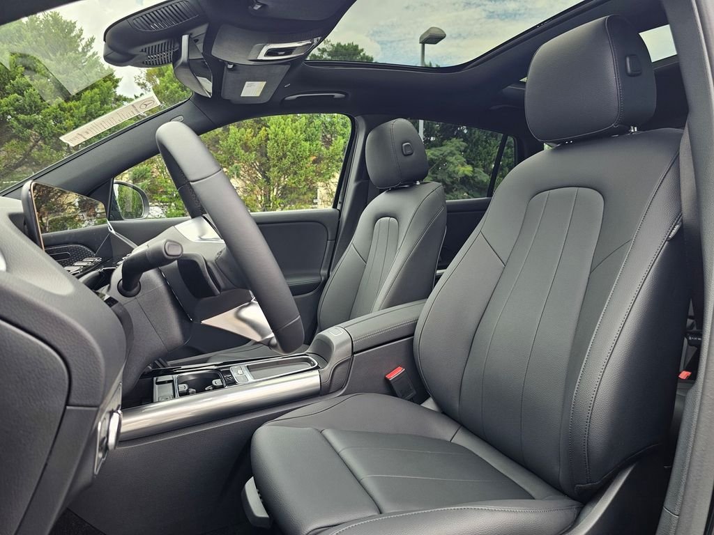 New 2026 Night Black Mercedes-Benz GLA 250 image 14