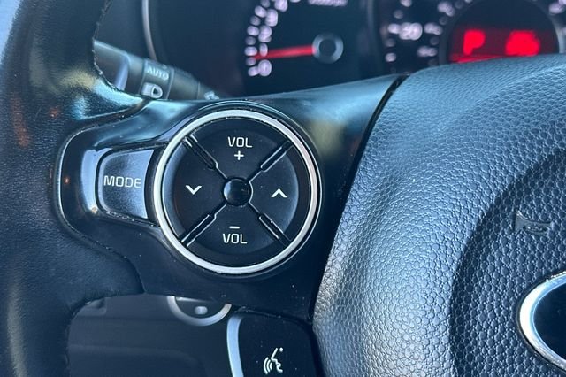 2018 Kia Soul Plus photo 3