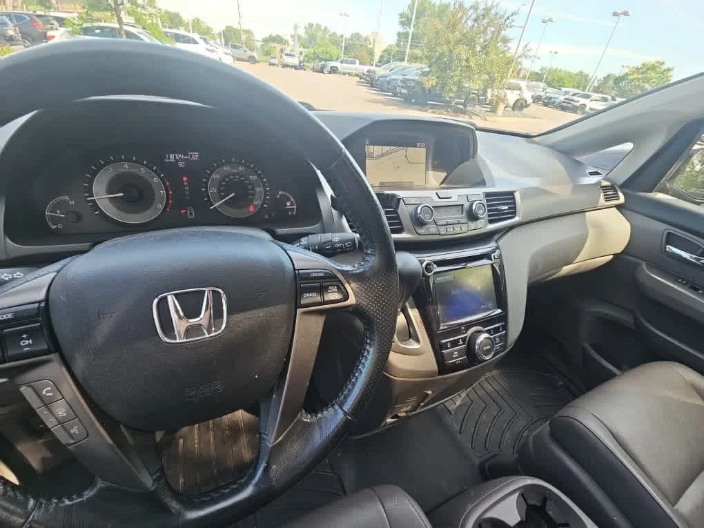 Used 2015 White Diamond Pearl Honda EX-L image 7