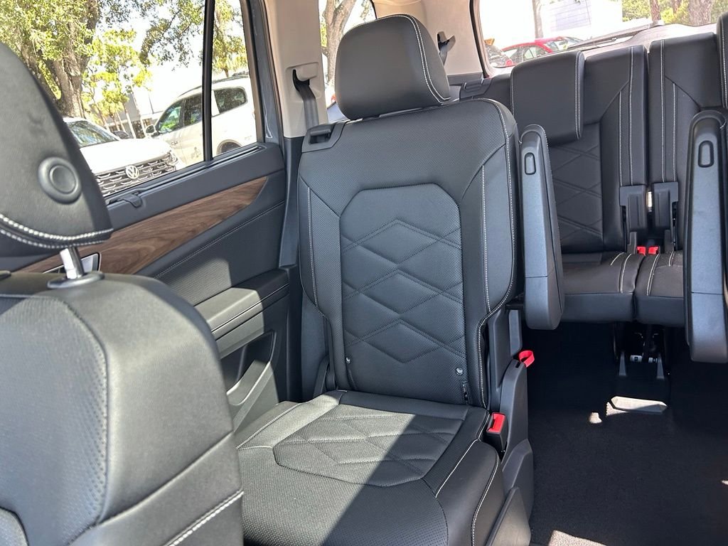 New 2026 Gray Volkswagen SE w/Technology image 11