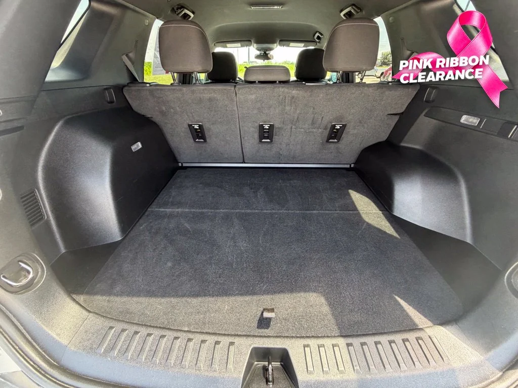 2025 Chevrolet Equinox LT - Photo 26