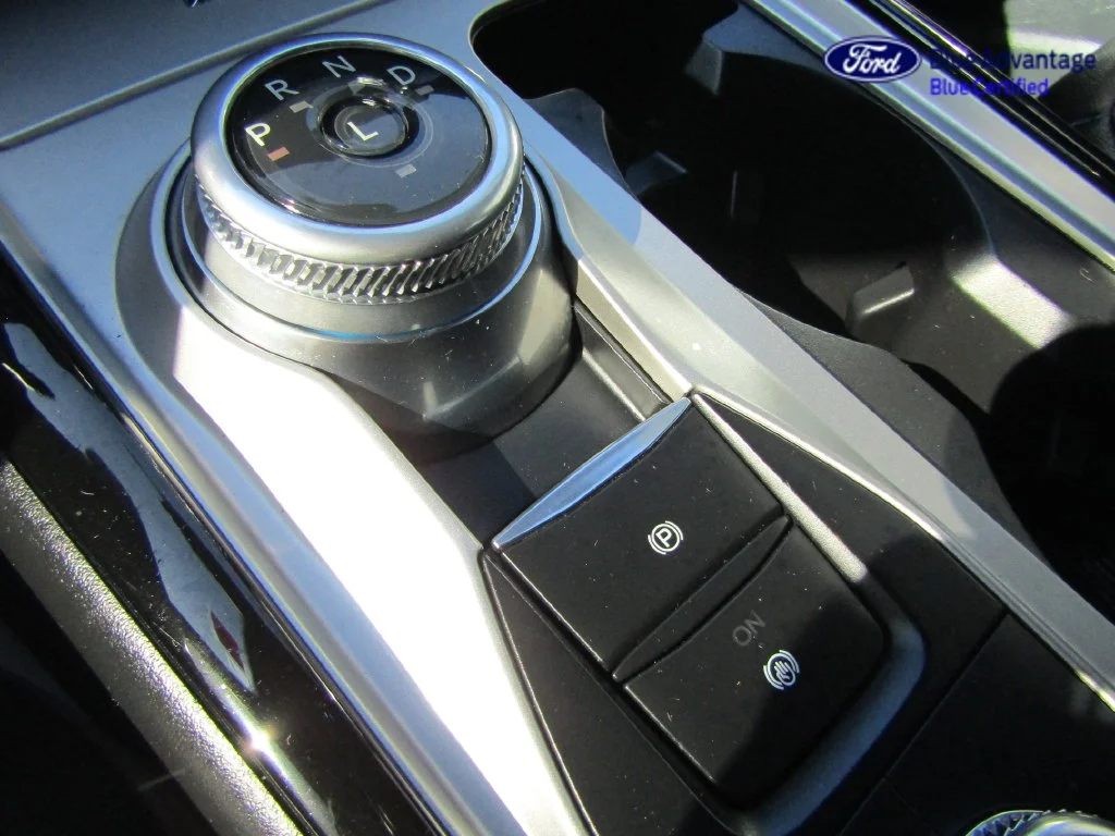 Certified Used 2022 Agate Black Metallic Ford ST-Line image 31