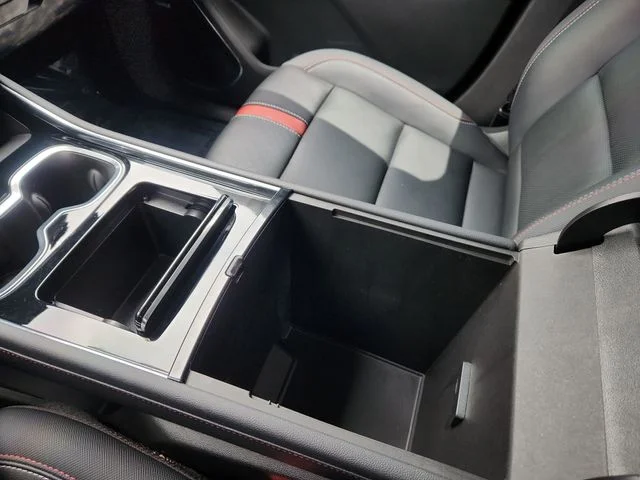 Used 2025  Chevrolet RS image 48