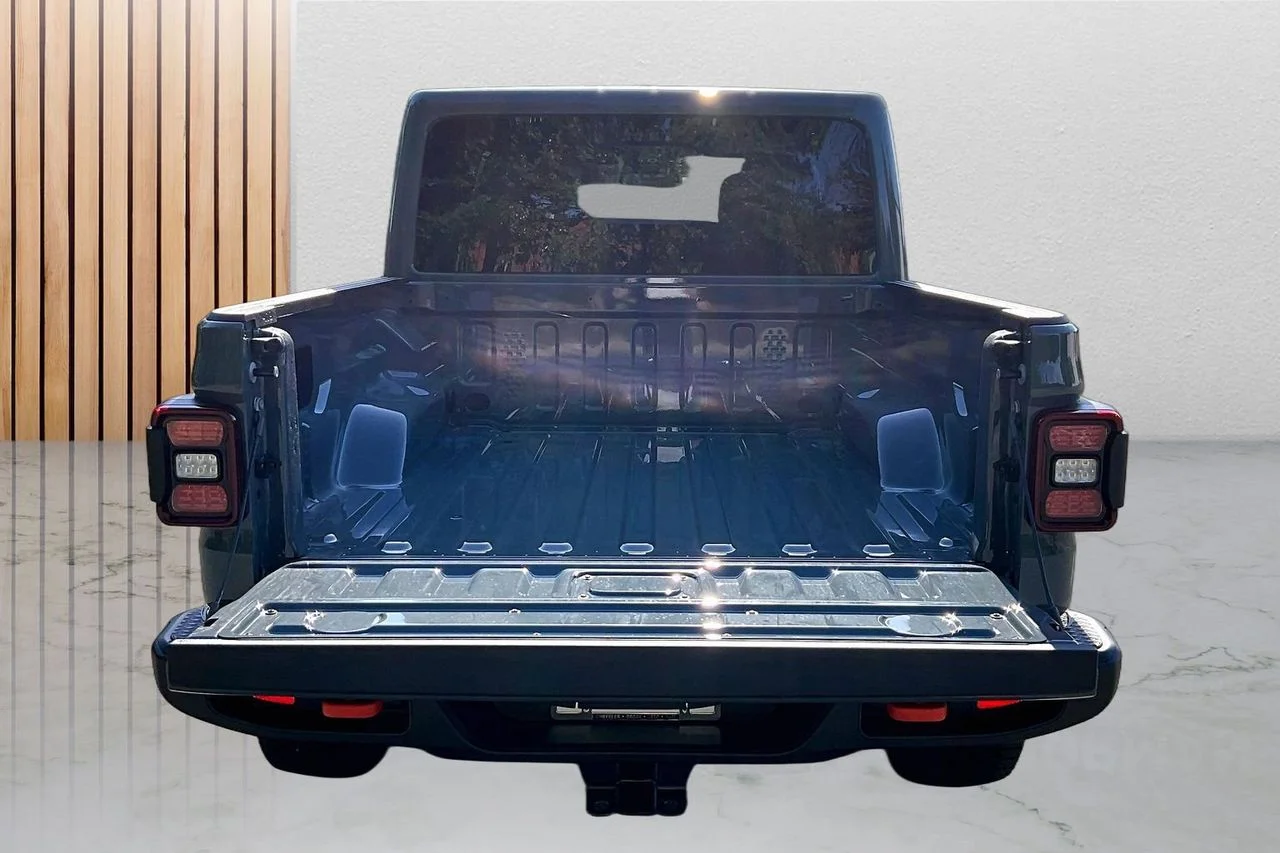 New 2026 Anvil Clear-Coat Exterior Paint Jeep Mojave image 19