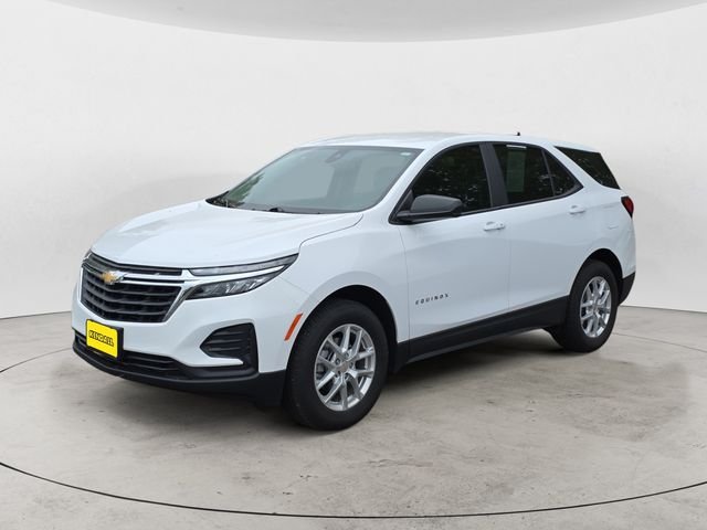 2024 Chevrolet Equinox AWD LS's photo