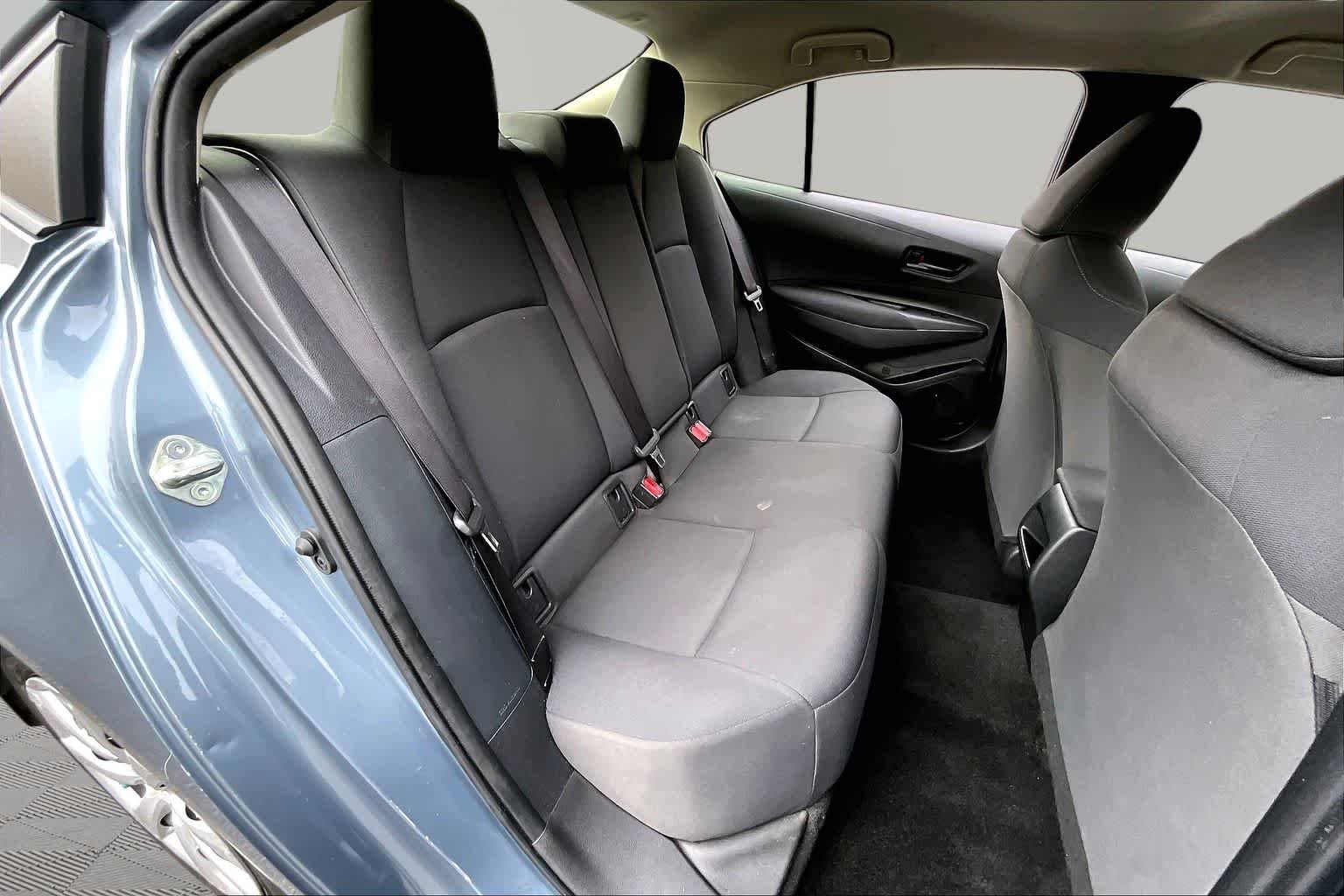 Used 2022 Celestite Toyota LE image 19