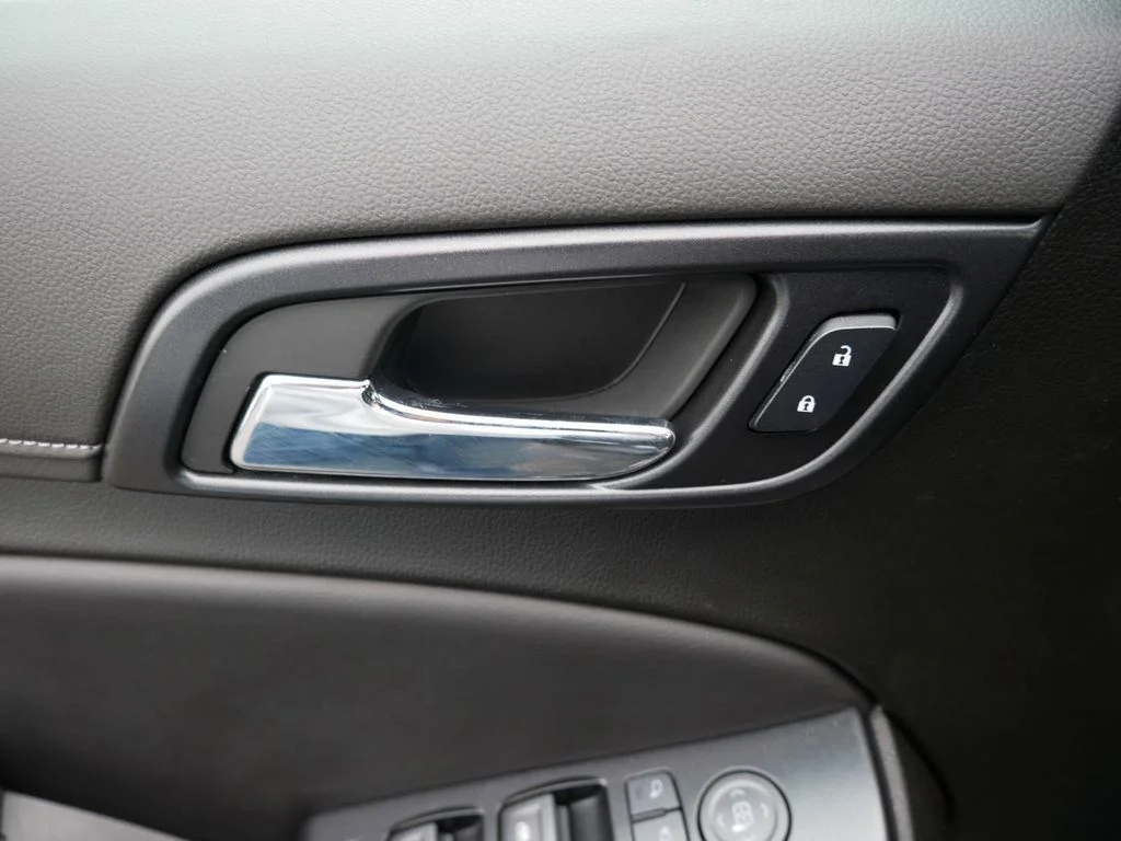 Used 2019 Gray Chevrolet Premier image 20