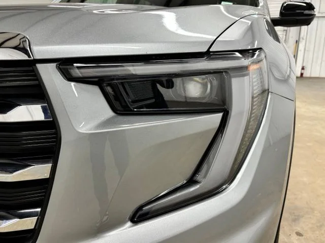 Used 2026 Silver GMC Elevation image 8