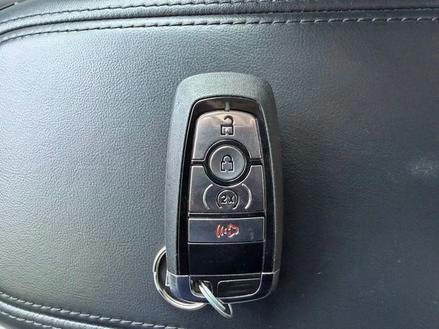 Certified Used 2023 Avalanche Ford Lariat image 28