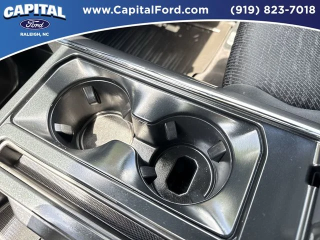 Used 2023 Silver Ford XLT image 32