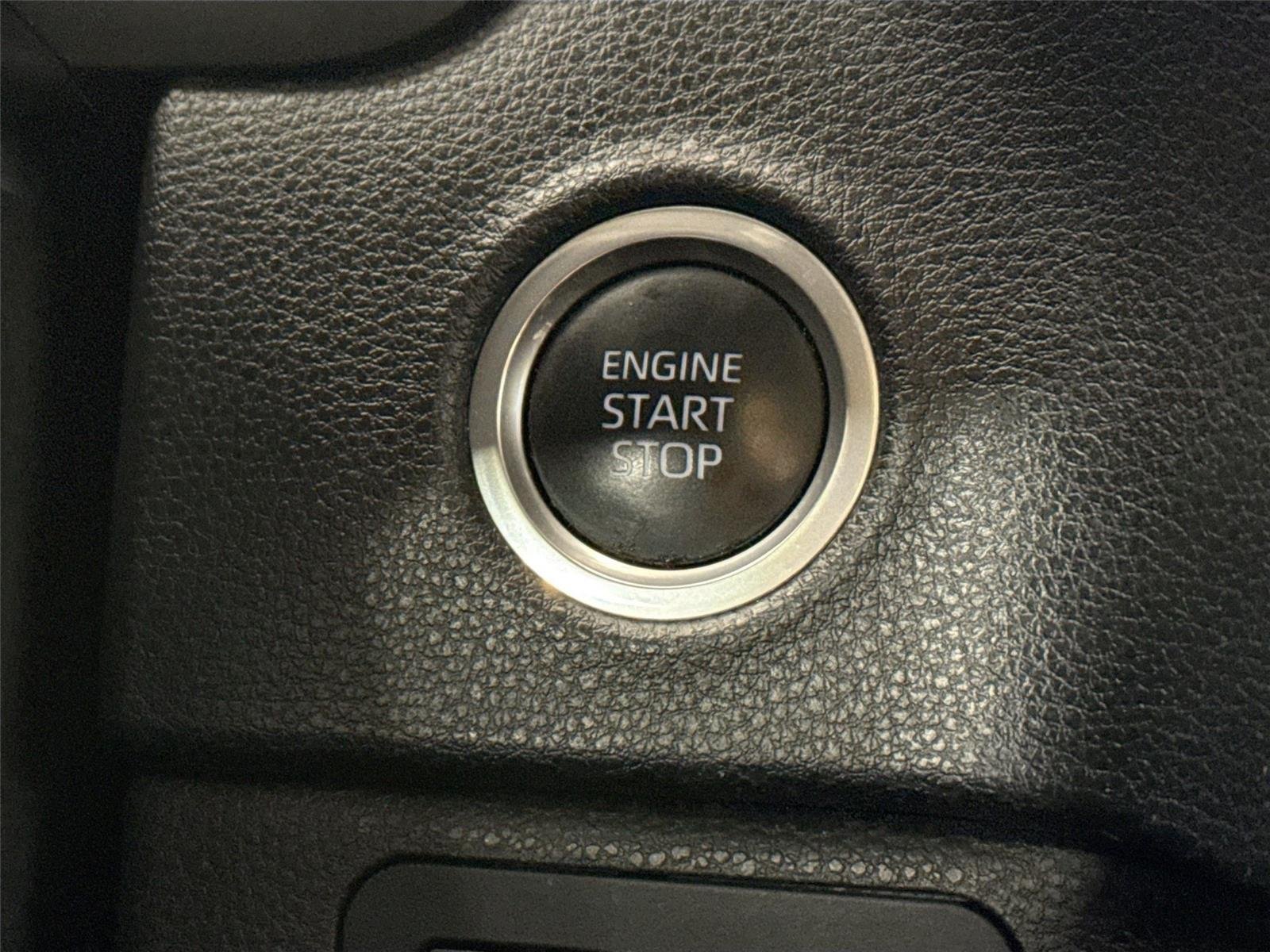 Used 2023 Midnight Black Metallic Toyota SR5 image 22