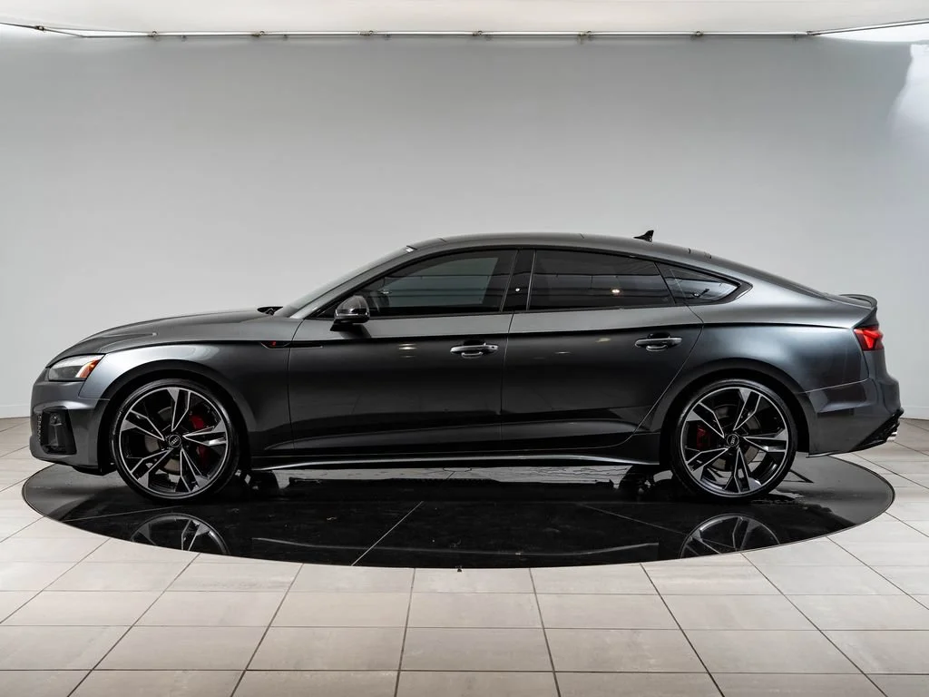 Used 2022 Daytona Gray Pearl Effect Audi Premium Plus image 5