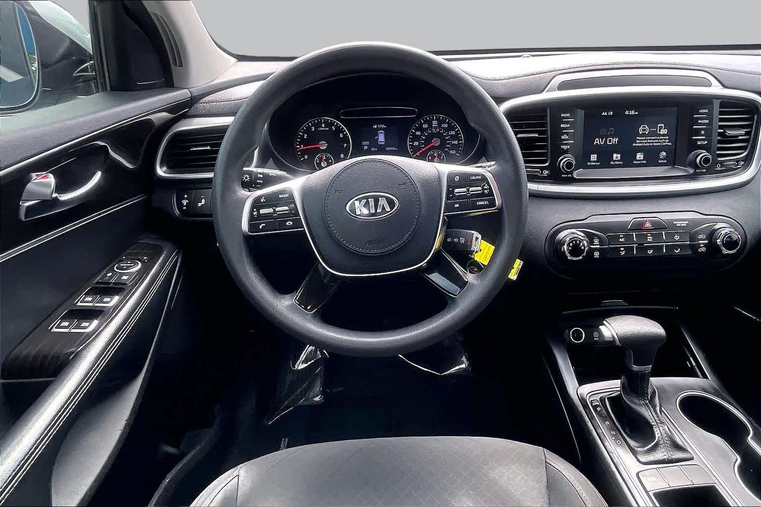 Pre-Owned 2020 Kia Sorento LX