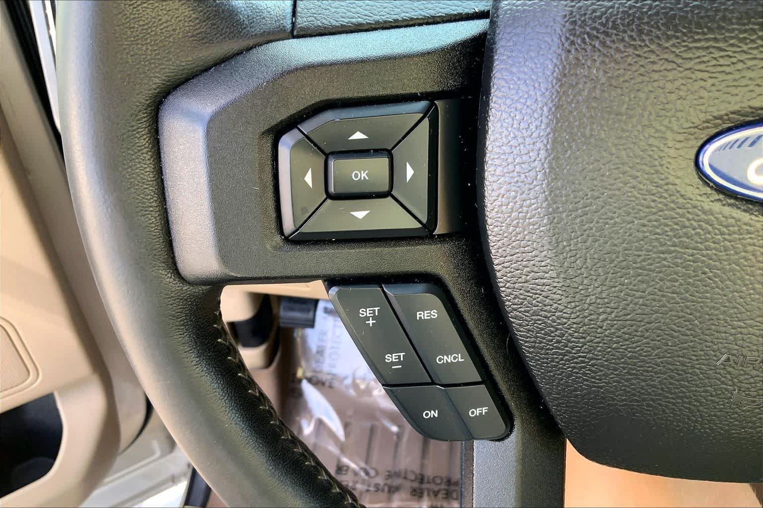 Used 2017 White Gold Ford XLT image 22