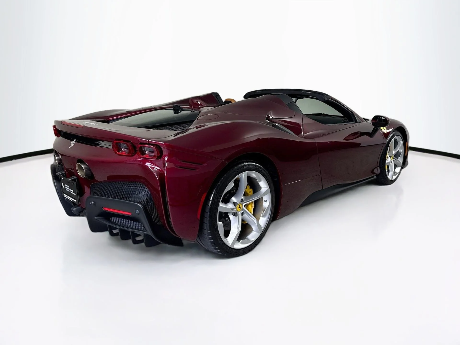 2024 Ferrari SF90 Base - Photo 7