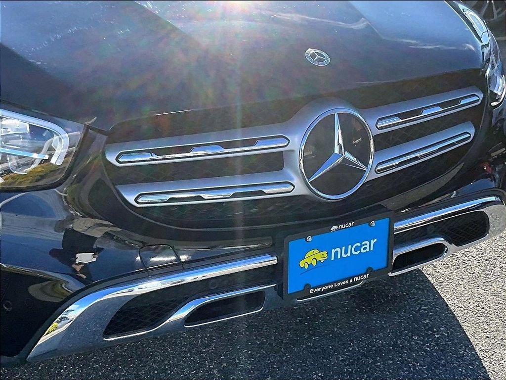 Used 2022 Black Mercedes-Benz GLC 300 image 30