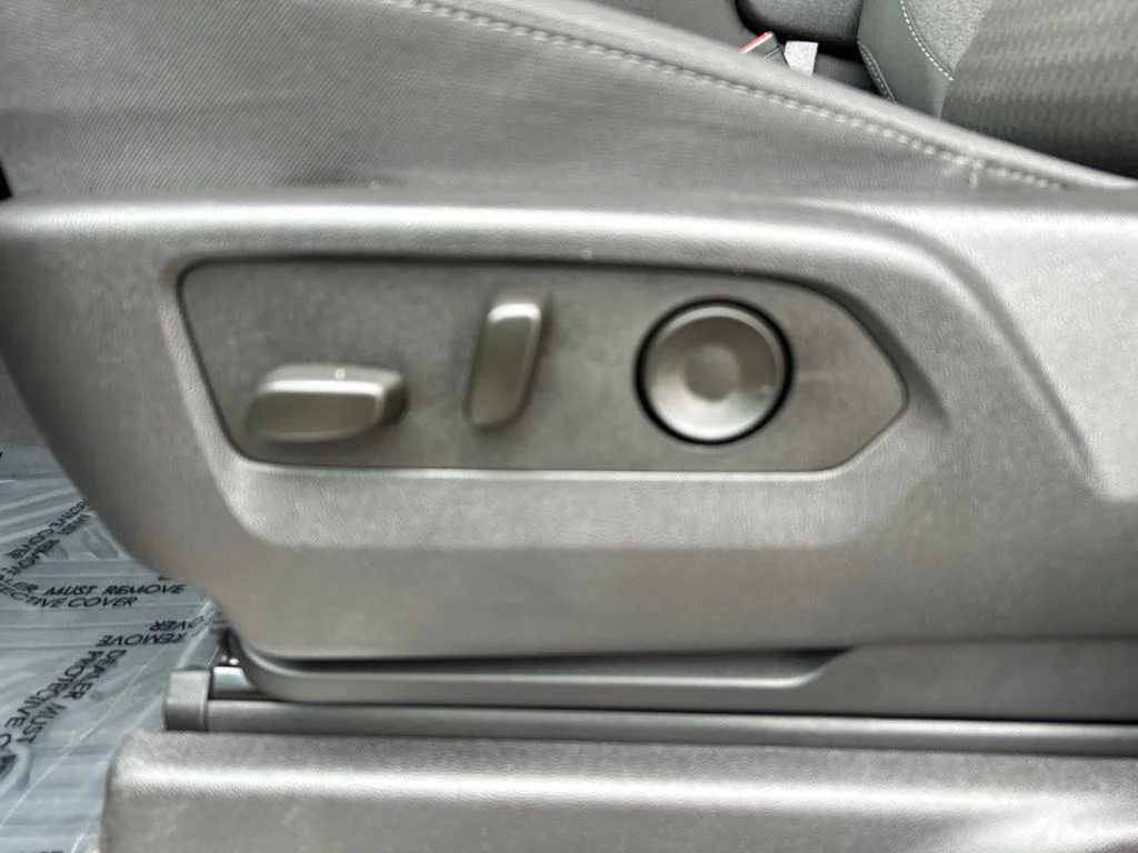 Used 2025 Red Chevrolet LT Trail Boss image 15