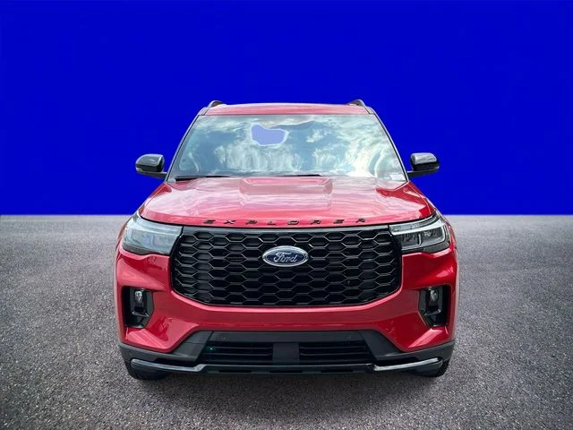 New 2026 Rapid Red Metallic Tinted Clearcoat Ford ST-Line image 8