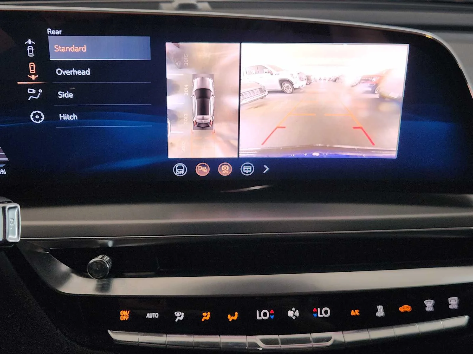 2027 Cadillac LYRIQ Sport - Photo 12
